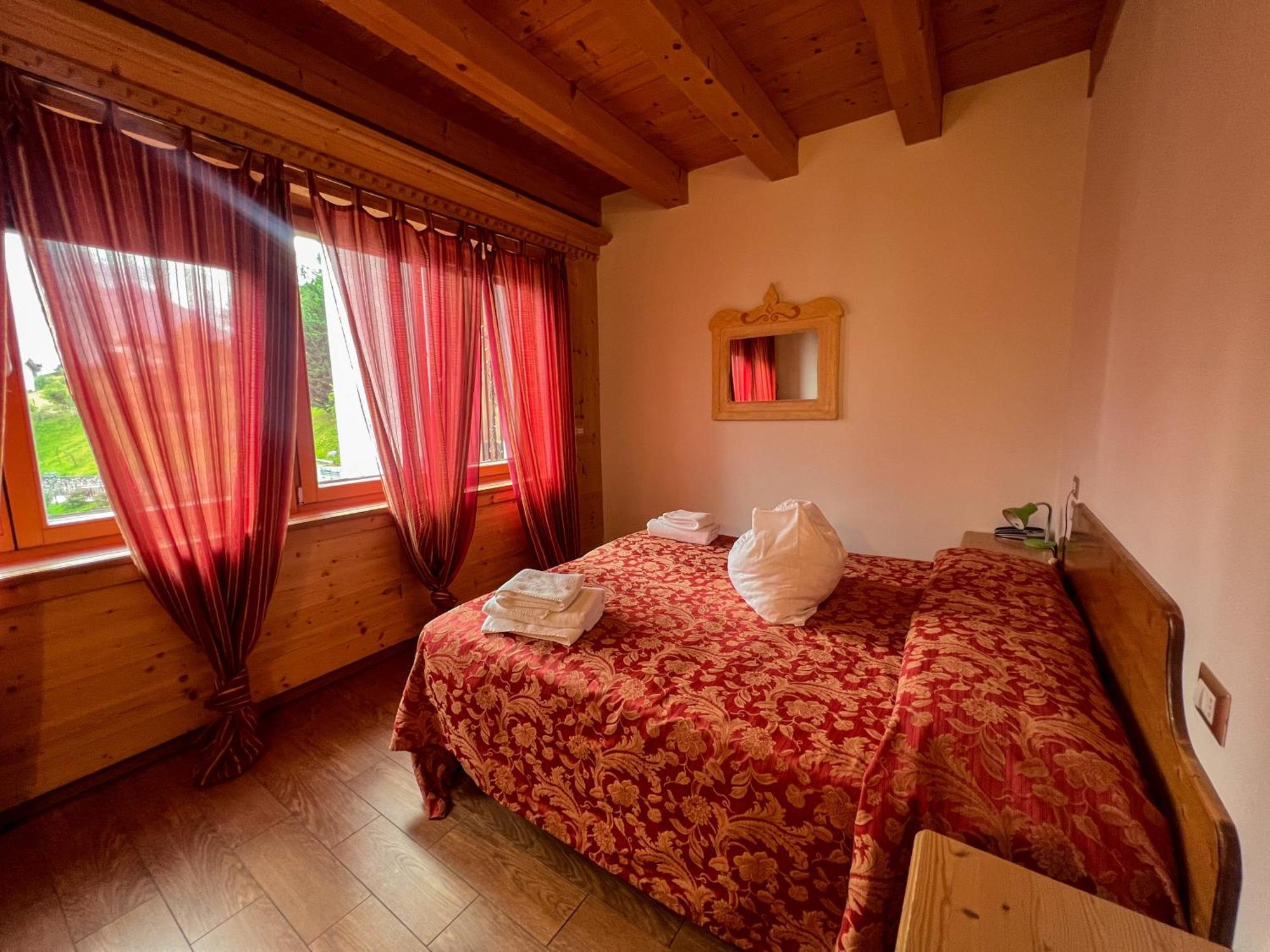 Park Hotel Bellavista Calalzo di Cadore Exteriör bild